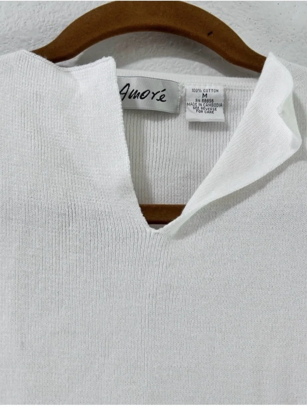 Amore White Knitting Top V-neck White White V-Neck Lightweight Sweater